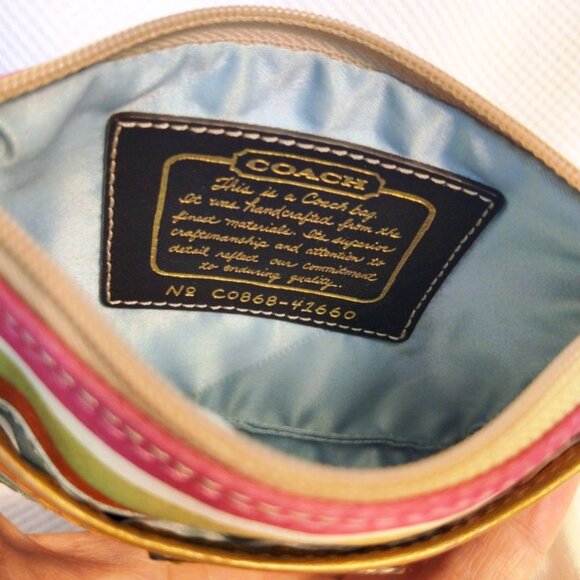 Coach Lim Ed Horizontal Stitch Legacy Stripe Pocket Wristlet in Brass/Multi, EUC - Picture 13 of 13